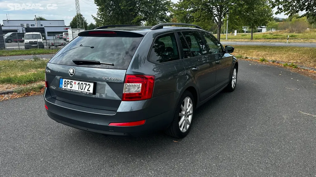 Škoda OCTAVIA 2.0 TDI - fotka 5