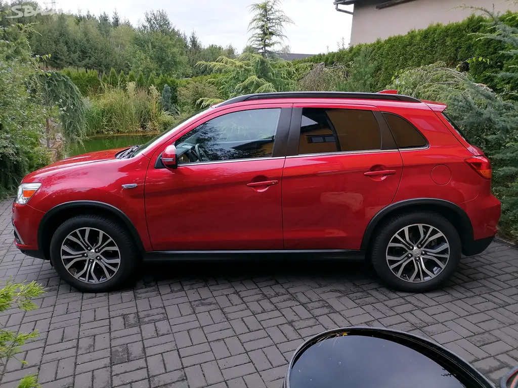 Mitsubishi ASX 1.6i86kwKamXenonTažnýJenSMitWebasto - fotka 2