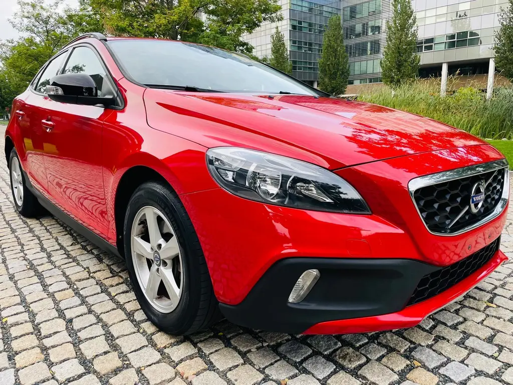 Volvo V40, 2.0D3 AUT CROSS COUNTRY TAŽNÉ - fotka 6