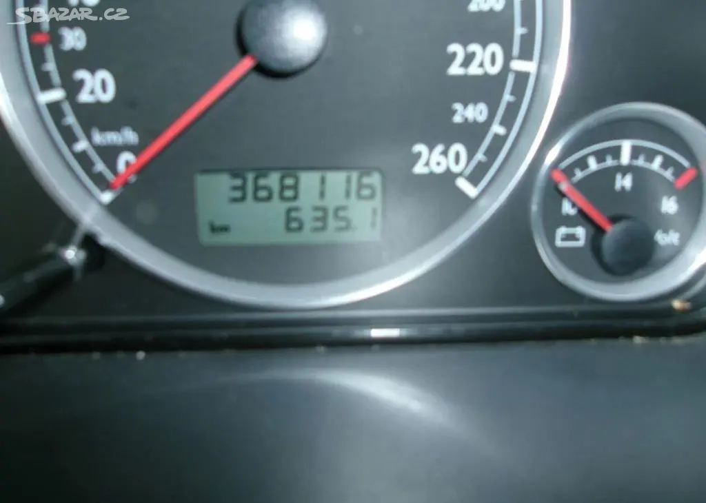 Volkswagen Sharan 2,0TDI 103kw 7 místné nafta - fotka 6