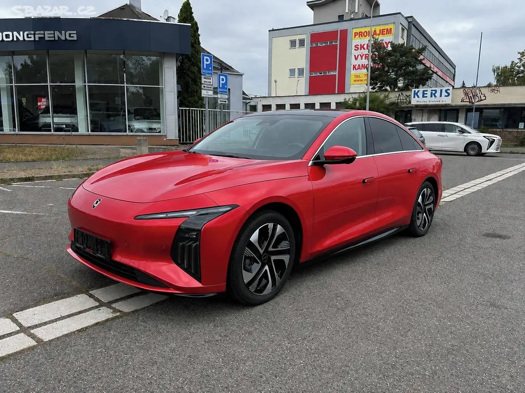 Forthing S7 REEV, Exclusive