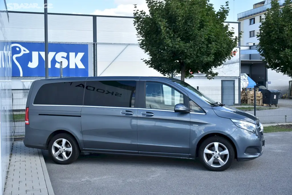 Mercedes-Benz Třídy V, V220d Avantgarde - fotka 6