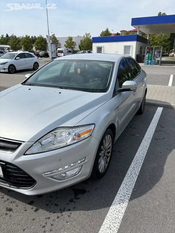 Ford Mondeo 1.6 118 kW ([telefon skryt] km