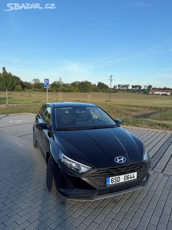 Hyundai i20, 1.2i Smart Climate, Černá,hatchback - fotka 5
