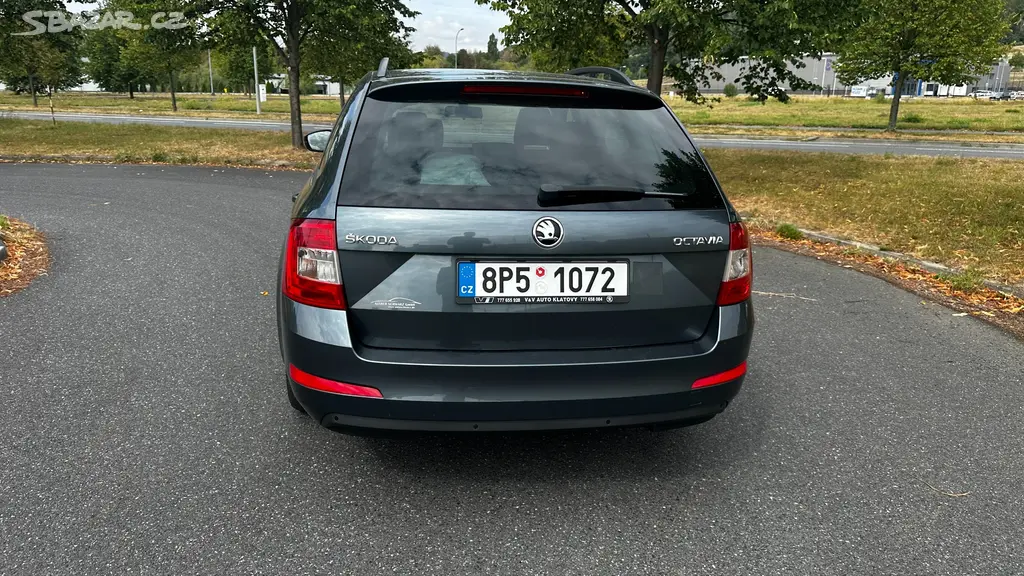 Škoda OCTAVIA 2.0 TDI - fotka 4