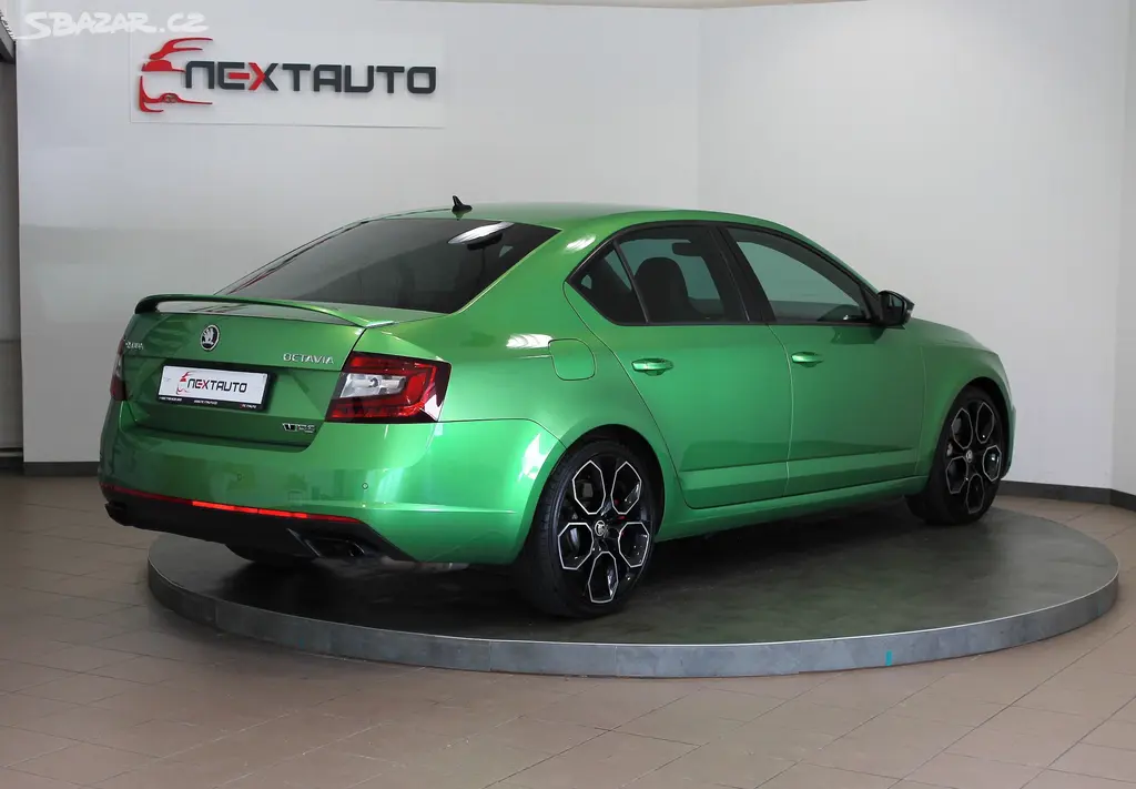 Škoda Octavia, 2.0 TSI 180kW DSG RS CHALLENGE - fotka 5