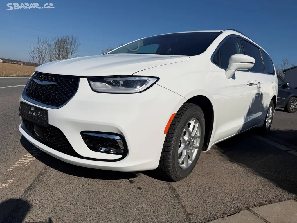 Chrysler Pacifica 3,6 RU Radar New Model DVD 2021 - fotka 6