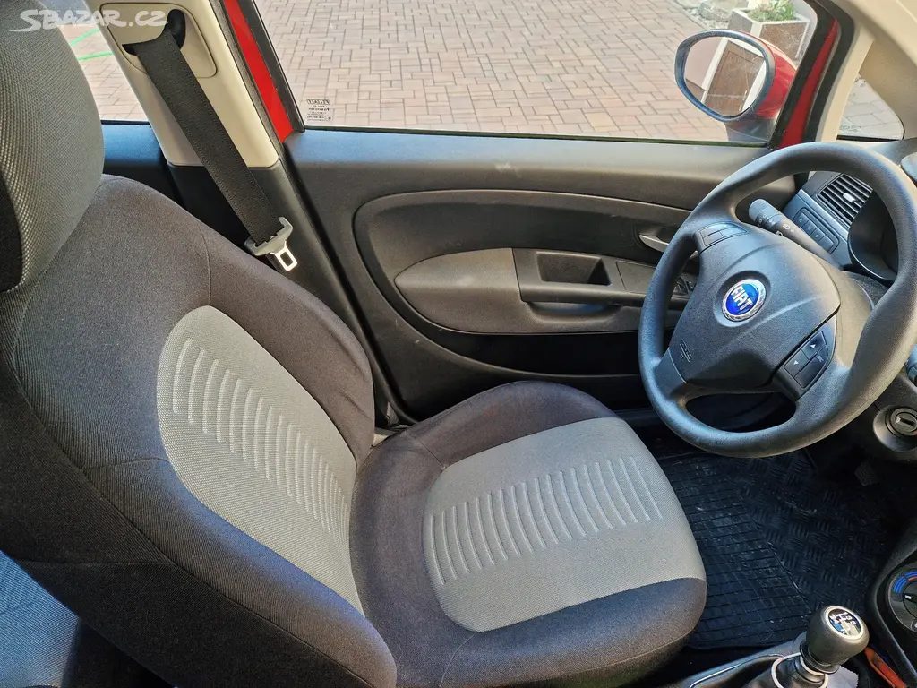 FIAT Grande Punto 1,2i rv 6/2007 5 dvéř. nové v ČR - fotka 5
