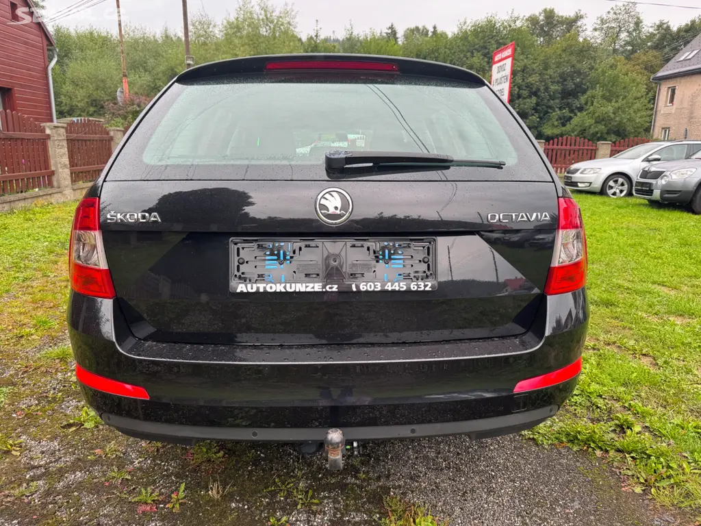 Škoda Octavia 3 com 1.2 TSi 77 kw tažné, nová STK - fotka 5
