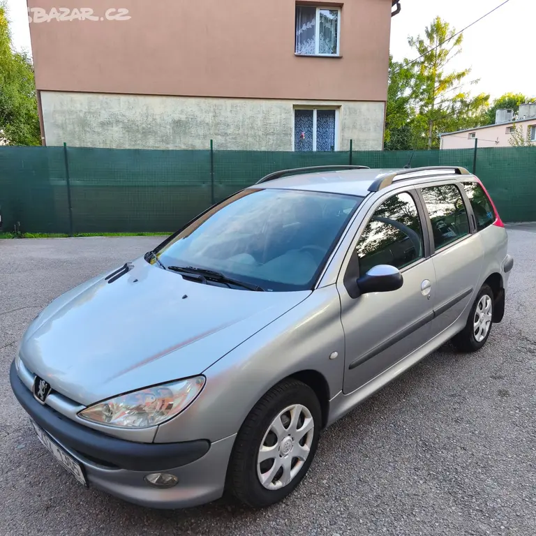 Peugeot 206 SW 1.4i 55kw, poctivých 201tkm, klima - fotka 2