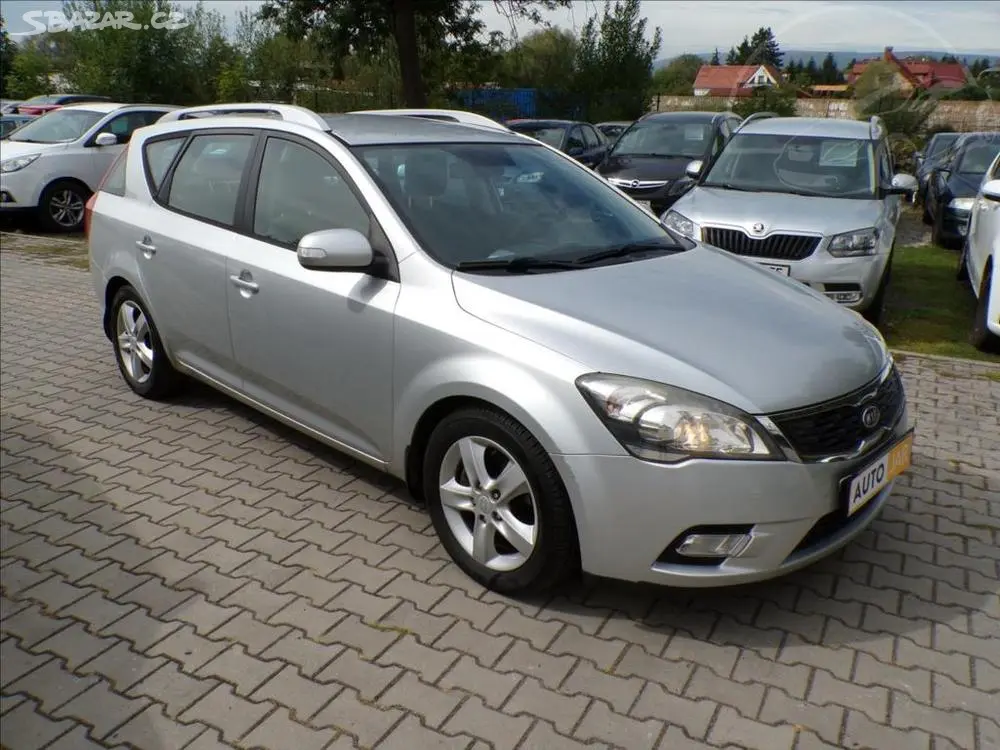 Kia Cee´d 1,6 CRDi 16V KLIMATIZACE