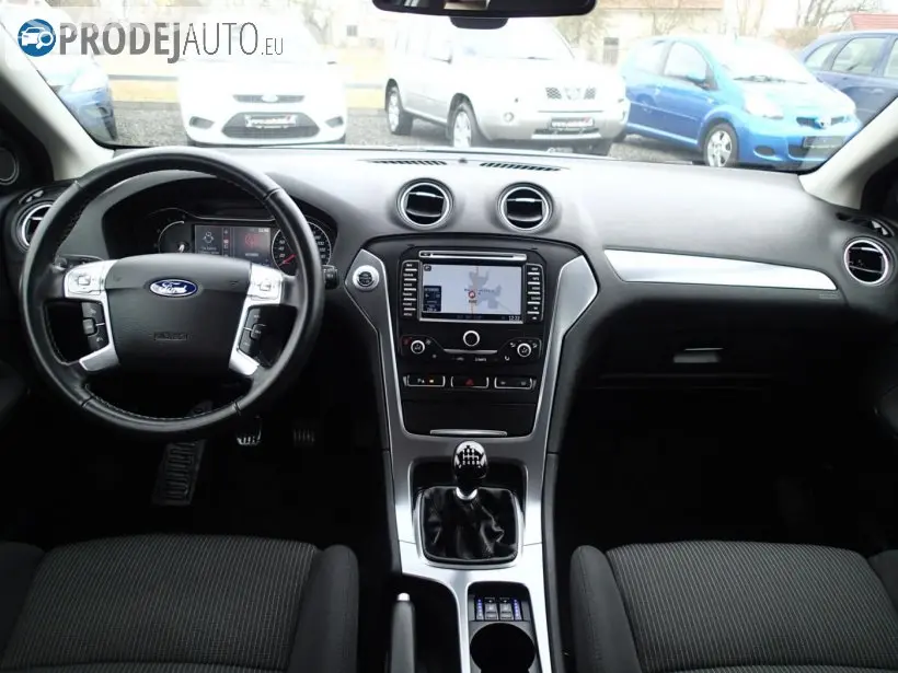 Ford Mondeo 2,2 TDCI 147 kW - fotka 3