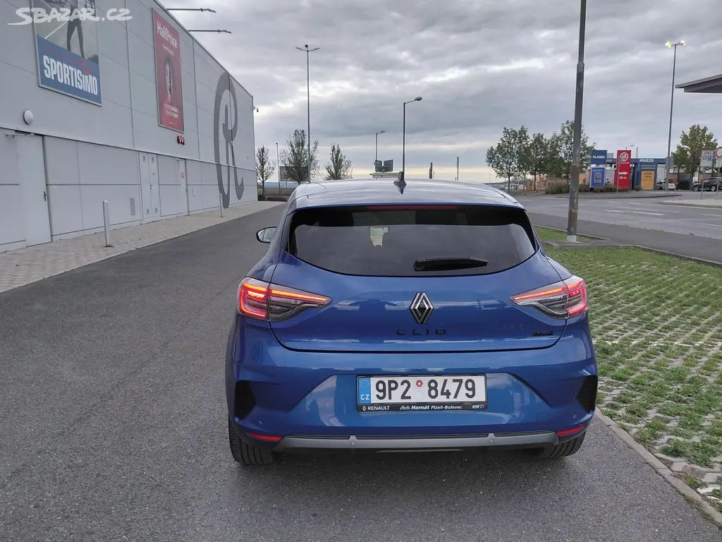 Renault Clio, 1.6 E-TECH HYBRID ALPINA EXTRA - fotka 6
