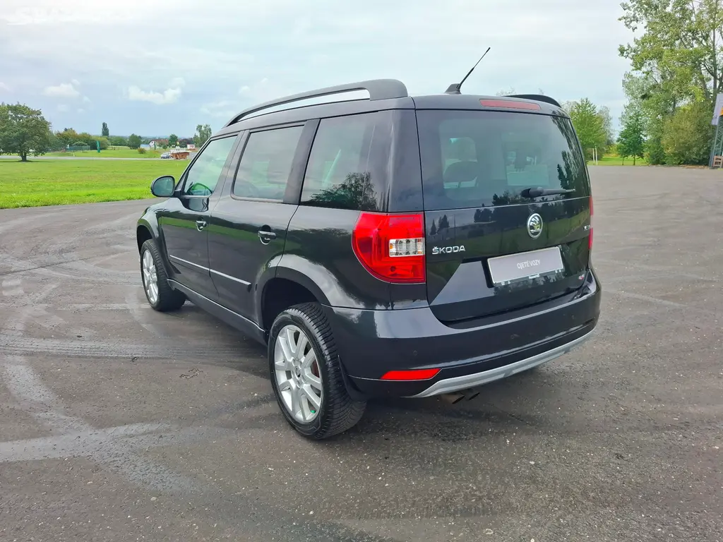 Škoda Yeti 2.0TDi 103kW,DSG,4x4,xenony,tažné zař. - fotka 6