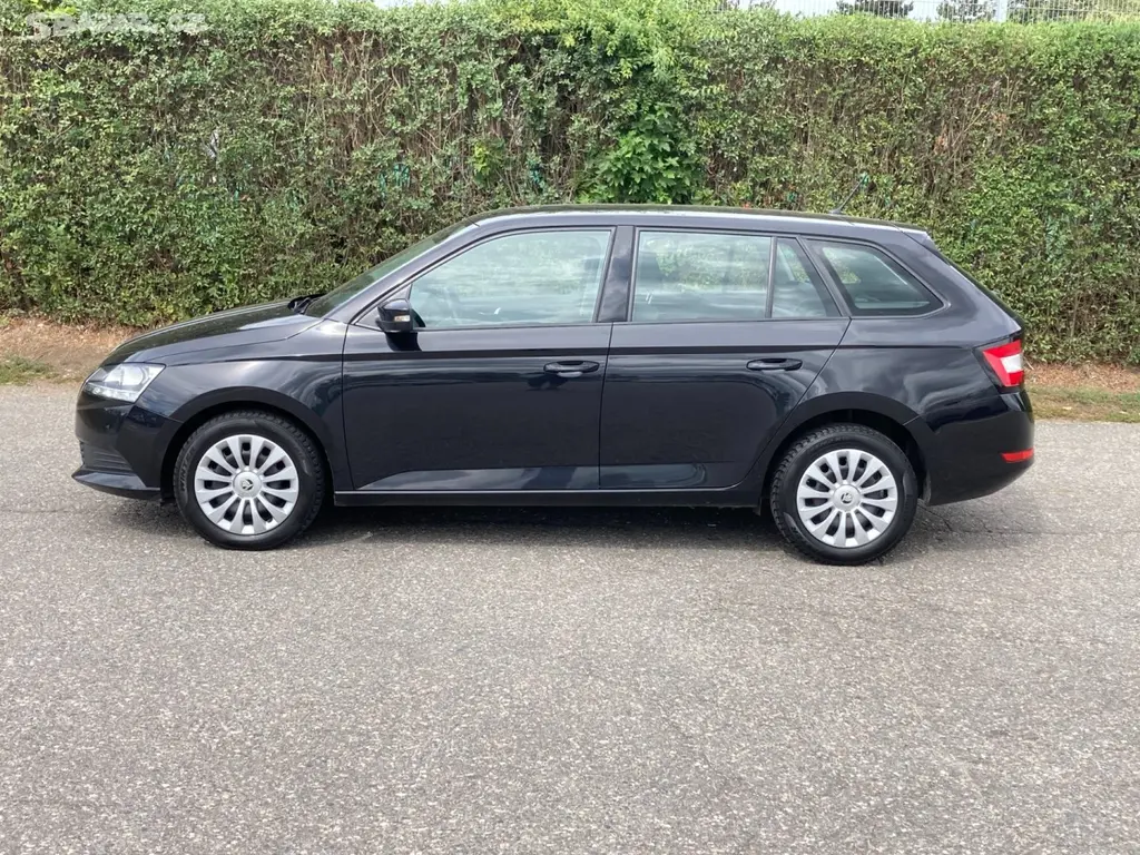 Škoda Fabia, 1,0 TSI Ambition, senzory - fotka 6