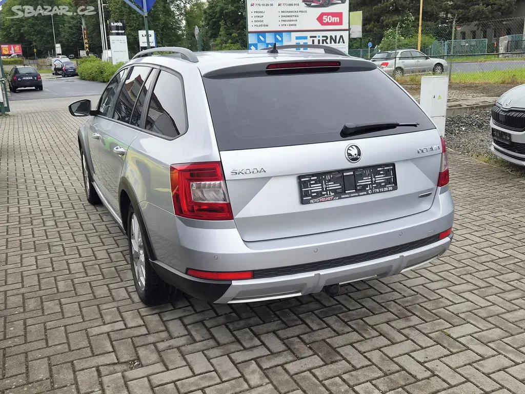 Škoda Octavia III DSG 4x4 SCOUT XENON NAVI TAŽNÉ - fotka 2