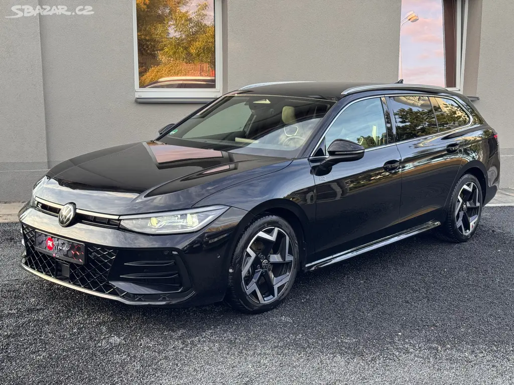 Volkswagen Passat, R-line Záruka/ACC/Matrix/DSG