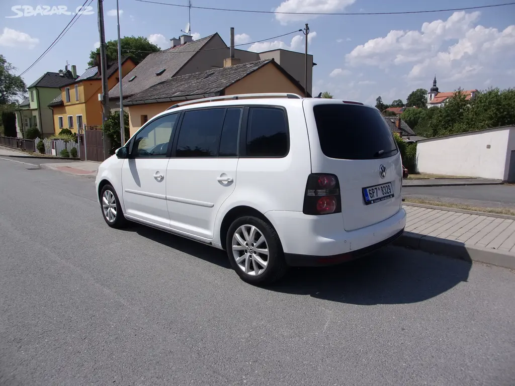 Volkswagen Touran 1.9 TDI,klima,senzory,ALU, - fotka 5