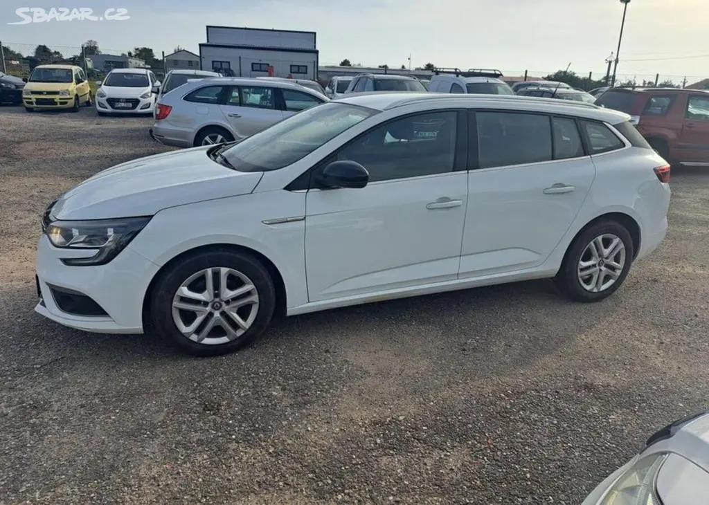 Renault Mégane 1,5 dCi Grandtour nafta manuální - fotka 5