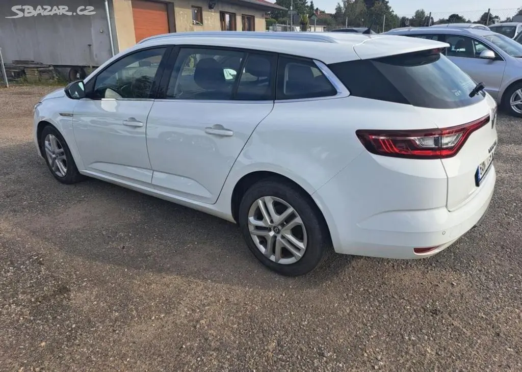 Renault Mégane 1,5 dCi Grandtour nafta manuální - fotka 6