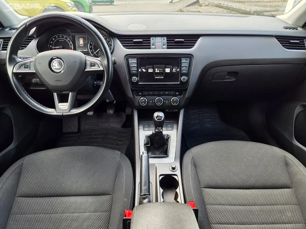 Škoda Octavia III DSG 4x4 SCOUT XENON NAVI TAŽNÉ - fotka 6