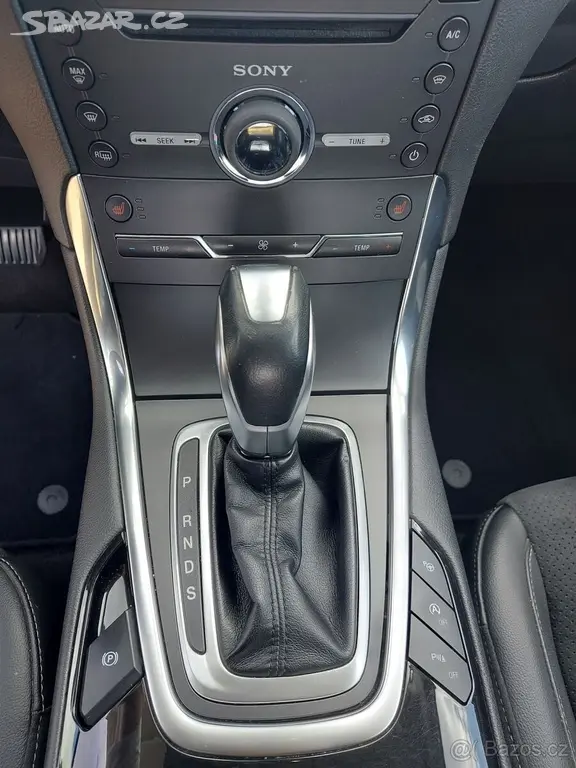 Ford Galaxy 2,0 132kW AUT-Powershift, 4x4 - fotka 4