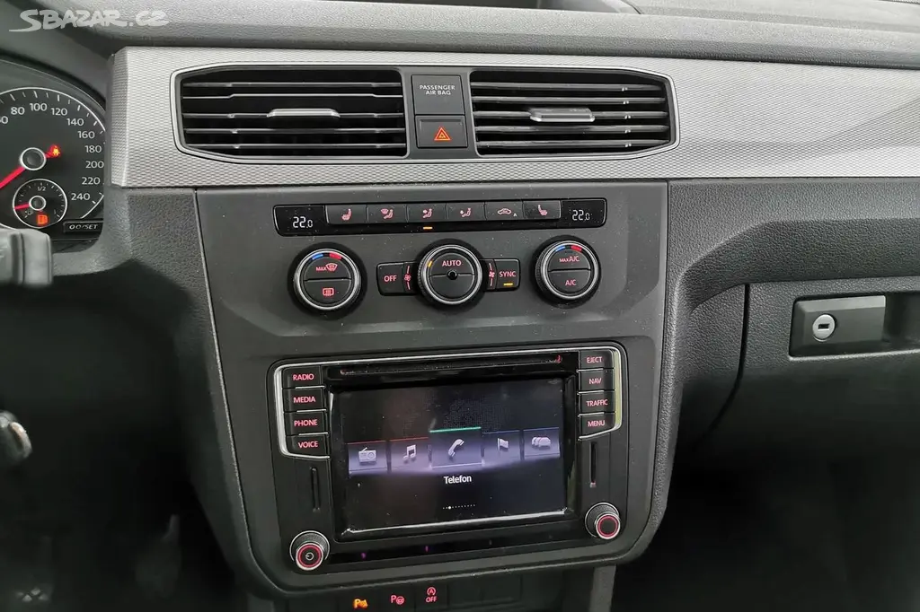 Volkswagen Caddy, 1.4Tsi 92KW BI-XENONY TOP VÝBA - fotka 4