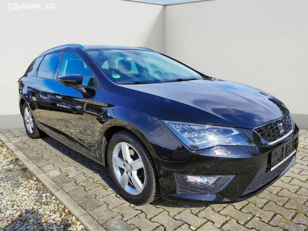 SEAT LEON 2.0 TDi 110 KW FR ST,FULLLED,NAVI,PDC - fotka 3