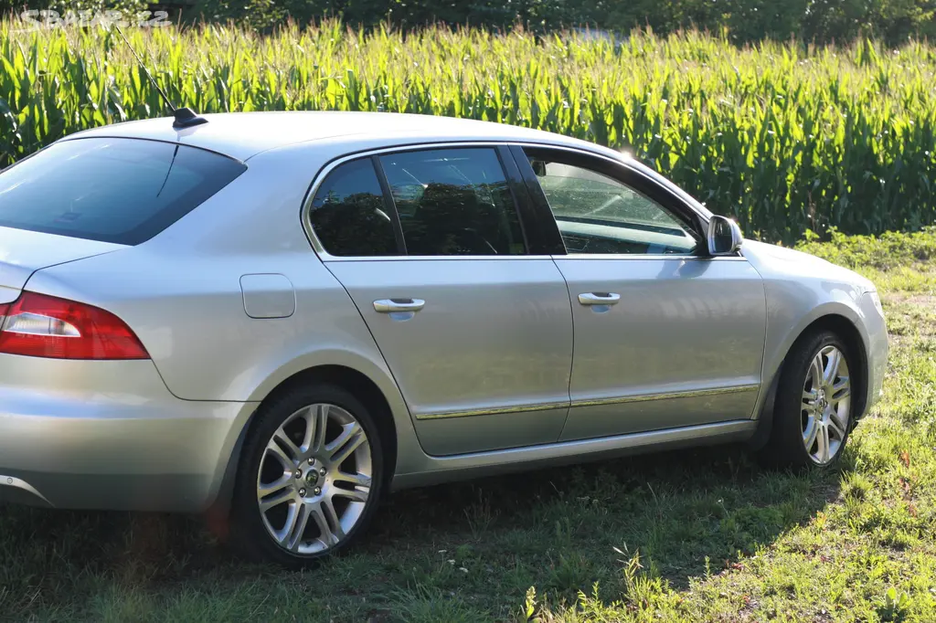 Škoda Superb 2 ČR 189t.km Euro5 bez koroze Elegan+ - fotka 2