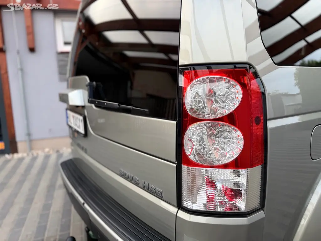 Land Rover Discovery 4 2012 - fotka 4
