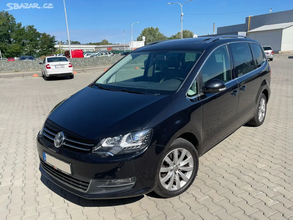 Volkswagen Sharan 2.0 TDi RV 2012 Highline 7 MÍST - fotka 3