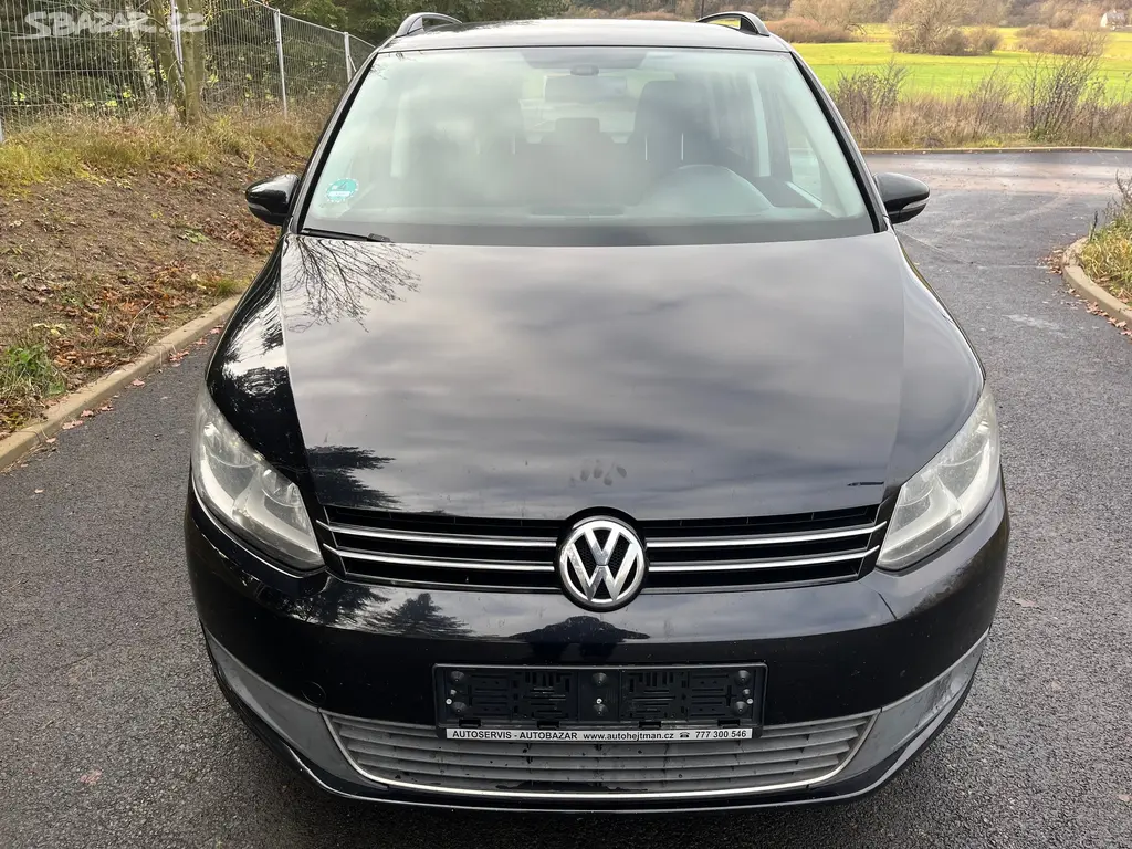 Volkswagen Touran 2.0 TDI tažné - fotka 2