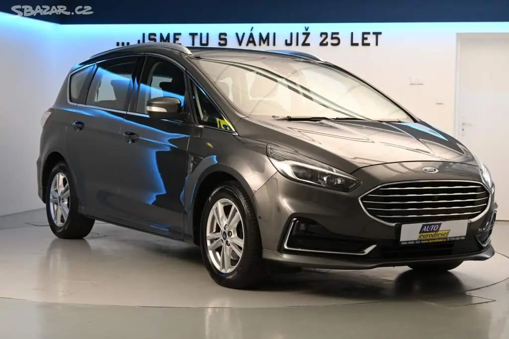 Ford S-MAX, 2.0 140 KW LED SONY ACC Tažné - fotka 4