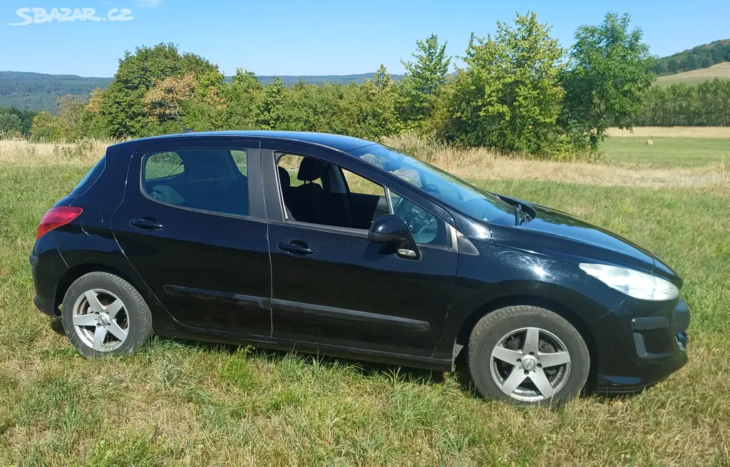 Peugeot 308 1.6 88 kW benzín - fotka 4