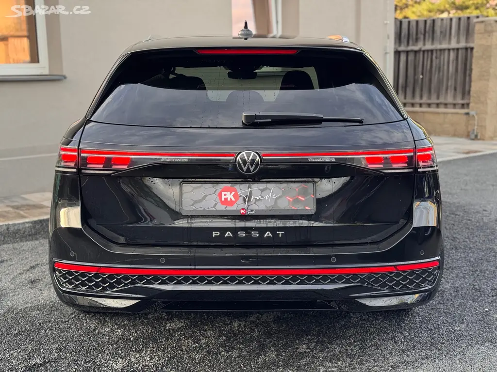 Volkswagen Passat, R-line Záruka/ACC/Matrix/DSG - fotka 6
