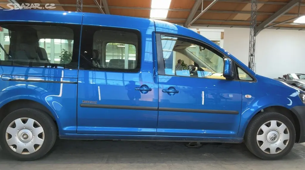 Volkswagen Caddy, MAXI 2.0Tdi 103KW 7-MÍST TAŽNÉ - fotka 5