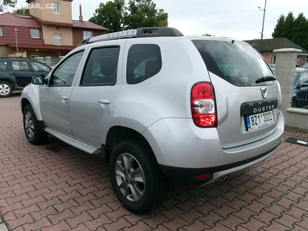 Dacia Duster, 1,5 Dci KLIMA LAUREATE - fotka 5