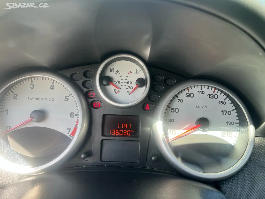 Prodam peugeot 207 - fotka 3