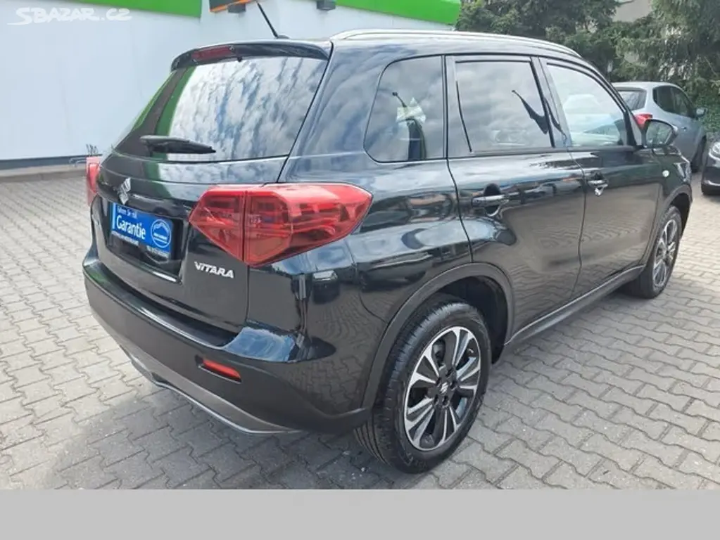Suzuki Vitara 1.4 Boosterjet Comfort 4x2 - 140 PS - fotka 4