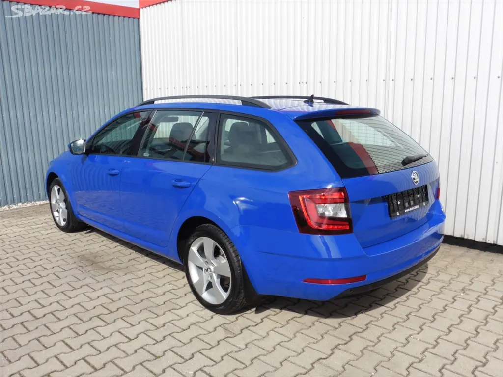 Škoda Octavia, 2,0 III Combi 2,0 TDI Navi, Le - fotka 6