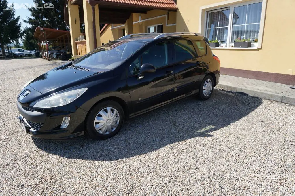 Peugeot 308, 1,6 HDI nové v ČR - fotka 2