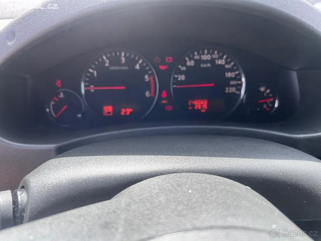 Nissan Navara 3,0 DCI - fotka 2