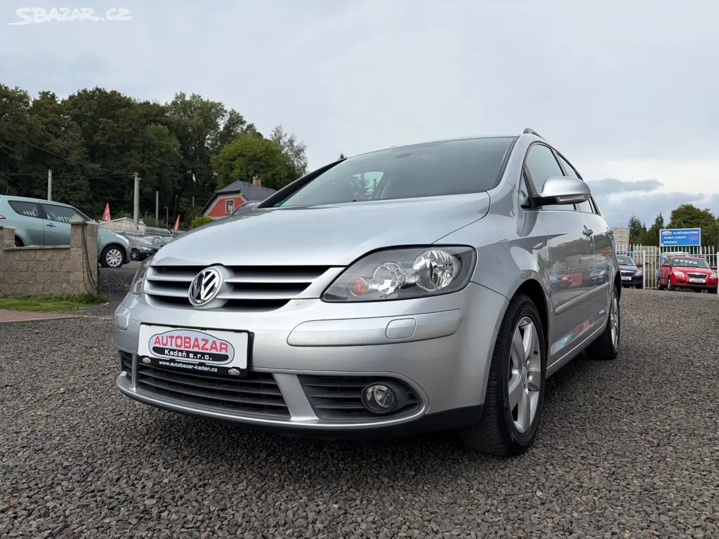Volkswagen Golf Plus, 1,6 75kW, VÝBAVA