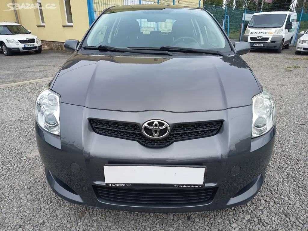 TOYOTA Auris 1,4D-4D Comfort ČR - fotka 2