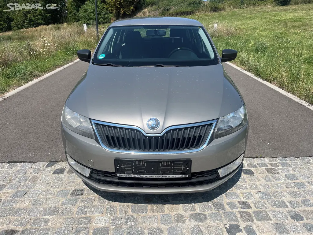 Škoda Rapid Spaceback 1.2 TSI alu - fotka 2