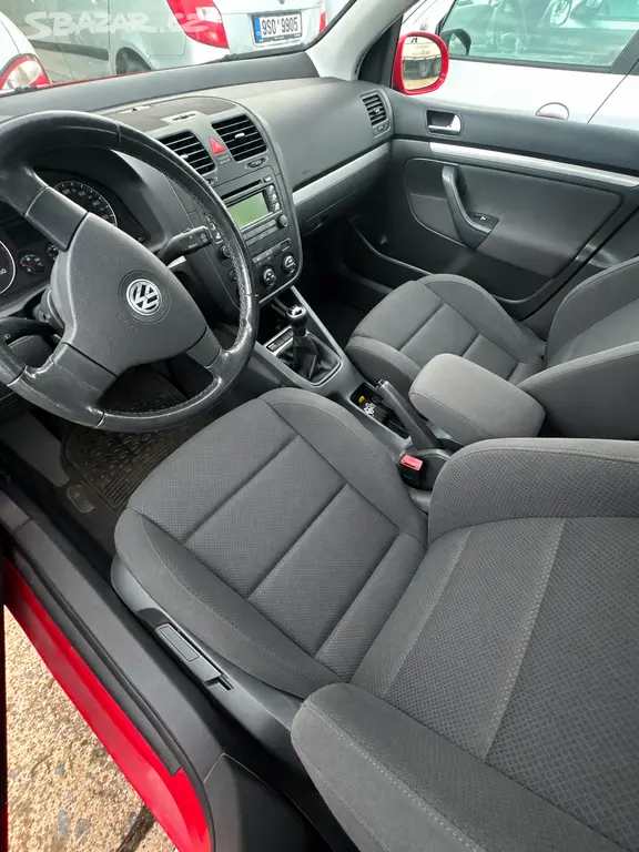Golf5,1.9 77kw,klimatr,stk2028,4el.okn,234 tis.naj - fotka 5