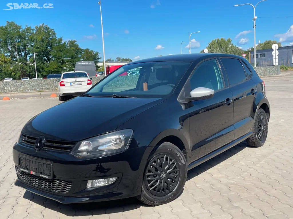 VOLKSWAGEN POLO 1.2i 44kW RV 2013 160tkm,nová STK - fotka 4