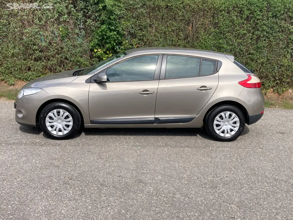 Renault Mégane, 1.6 16V 74kW klima - fotka 6
