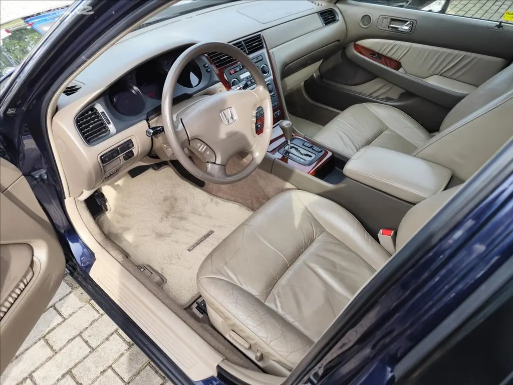 Honda Legend, 3.5i V6 VTEC 153KW AUT TOP!!! - fotka 3
