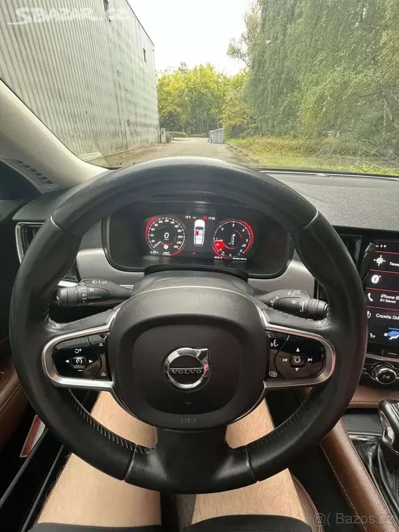 Volvo V90 2,0 D3 - fotka 5